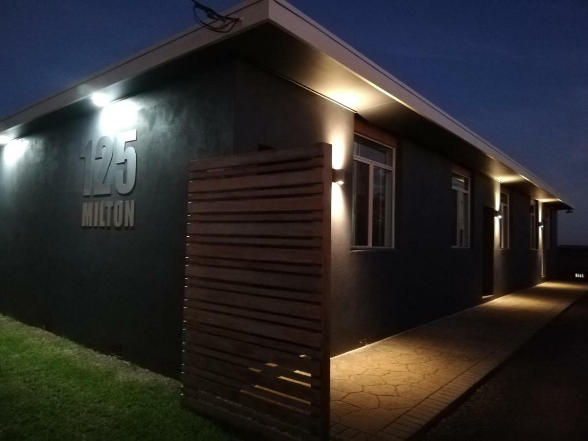 125 Milton Aparthotel Exterior foto